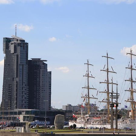 Apartamenty Sea Towers Gdynia Exteriör bild