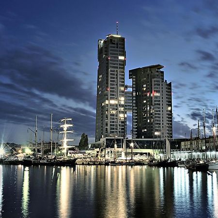 Apartamenty Sea Towers Gdynia Exteriör bild